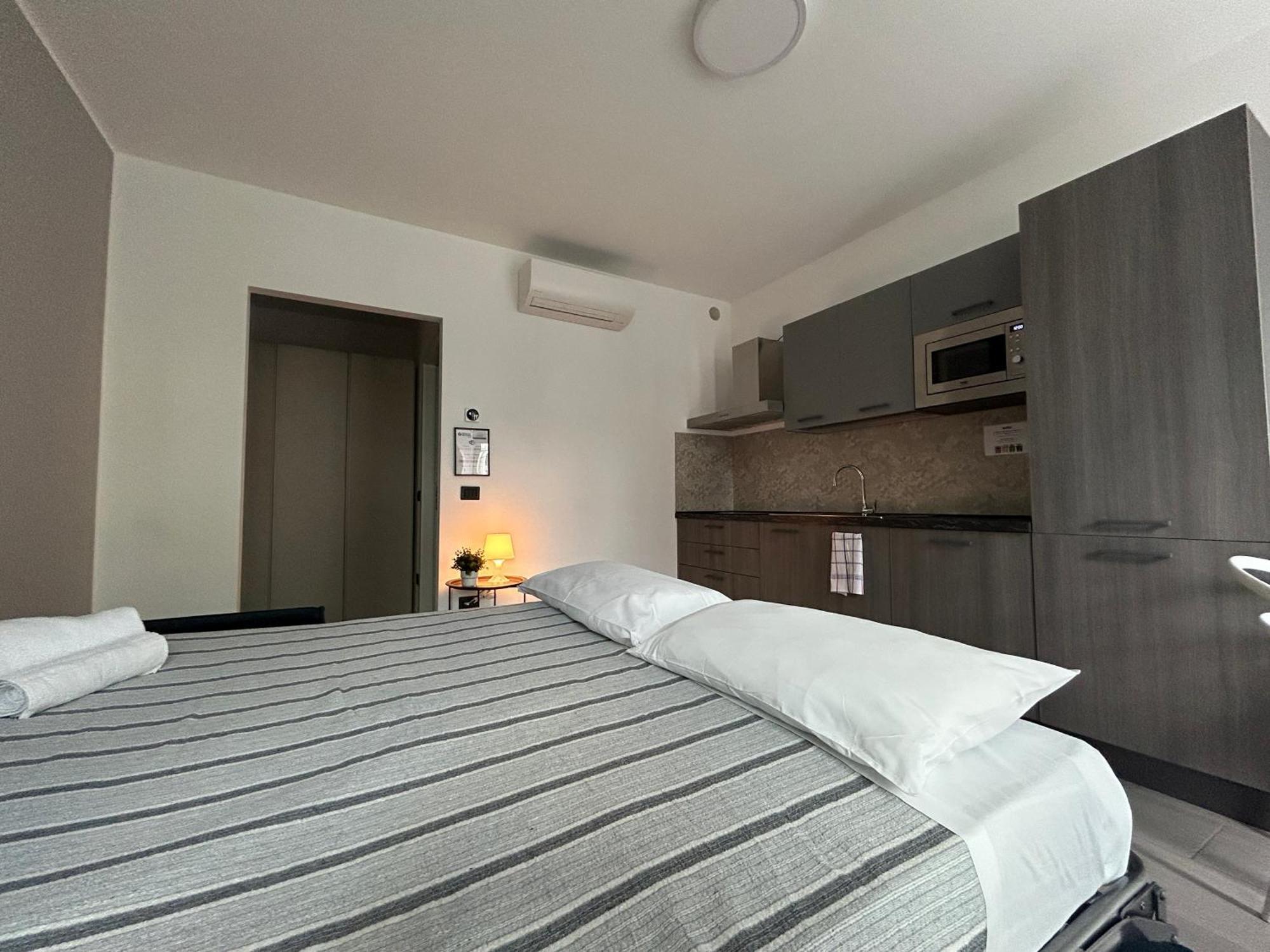 Aparthotel Corridoni33 - Immobili E Soluzioni Rent Bergamo Exterior foto